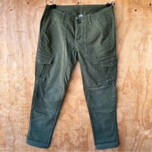 mountain Hardwear Redwood Camp Cargo Low Rise Skinny Pants Olive Green